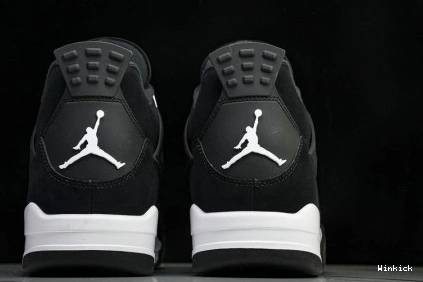 AIR 'WHITE JORDAN RETRO THUNDER' FQ8138-001 4 1023